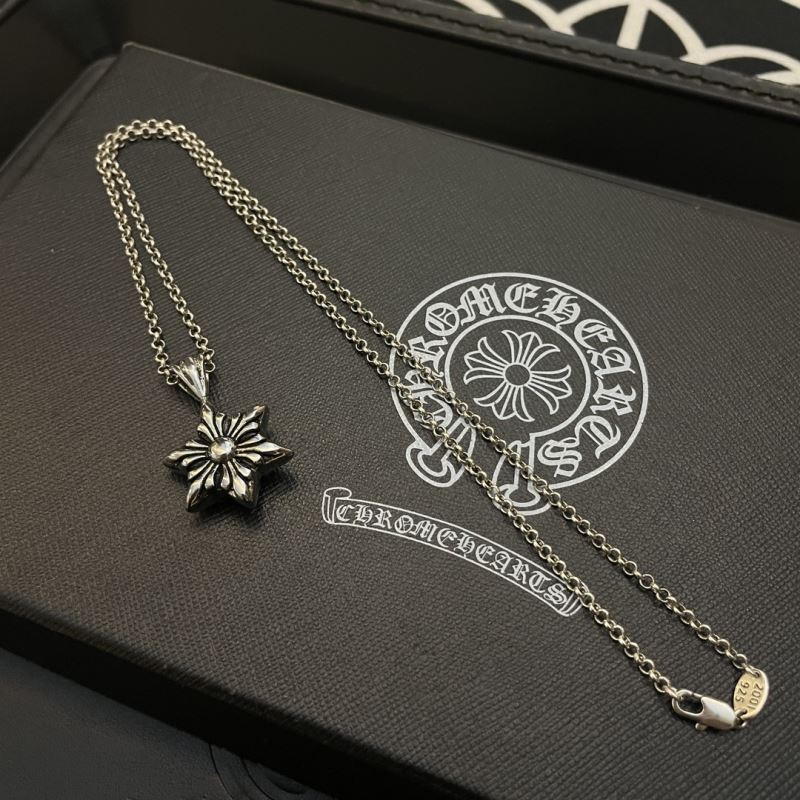 Ch*0me He**ts necklaces